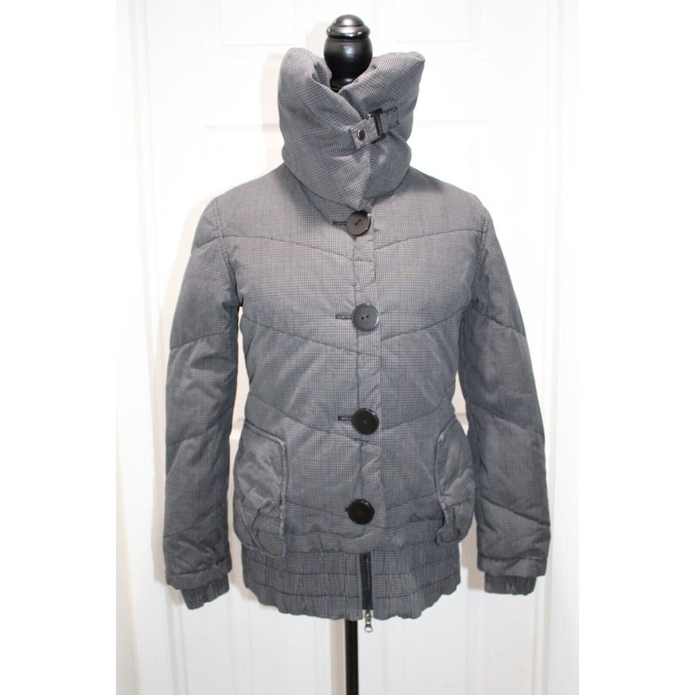 Soia & Kyo Gray Quilted Puffer Jacket with High Funnel Collar